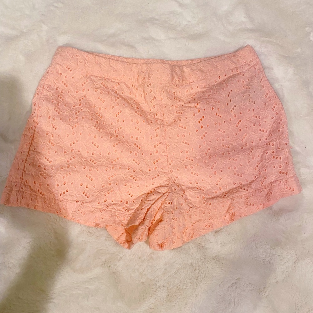 Forever 21 peach floral shorts